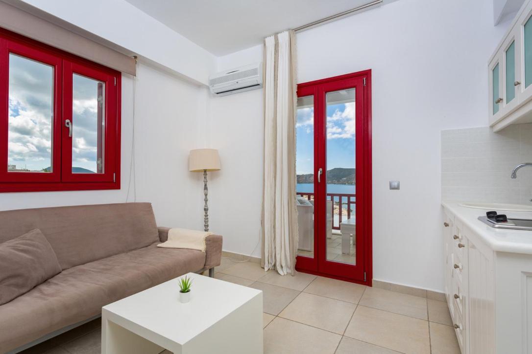 Katerina Mare Aparthotel Náousa Buitenkant foto